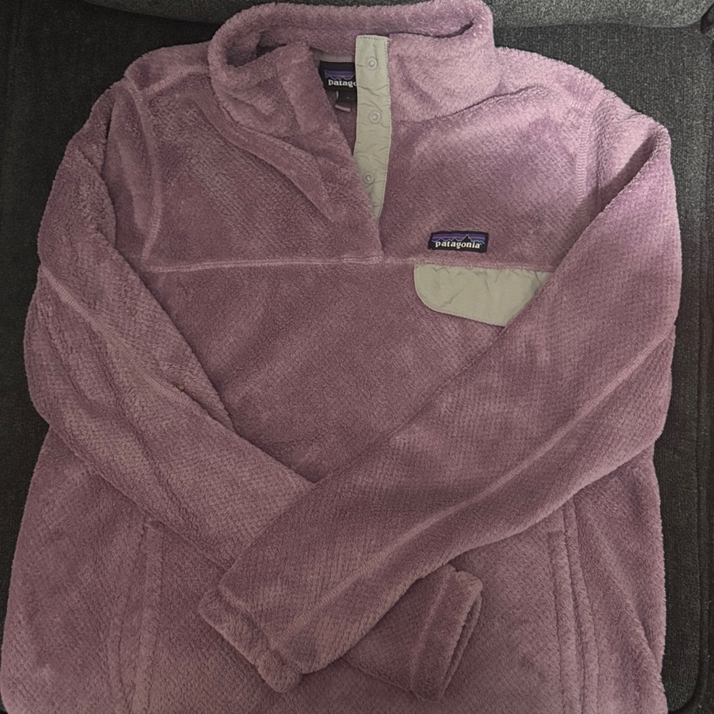 Patagonia Pullover Fleece in Dusty Mauve with Cream Trim